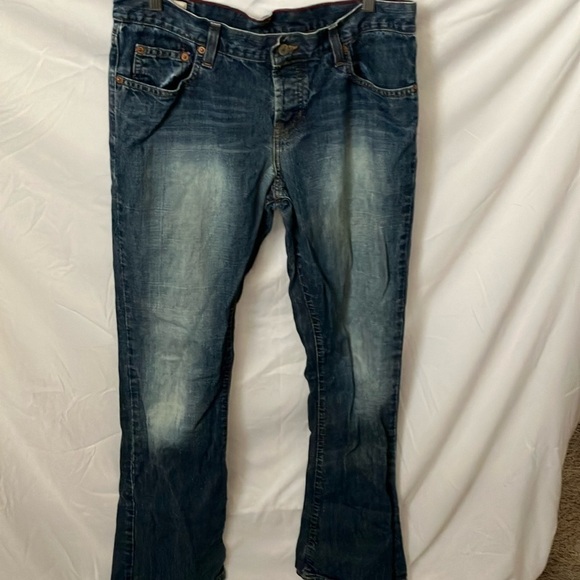 Abercrombie & Fitch: Mid-rise bootcut Jeans- 8L - Picture 1 of 16
